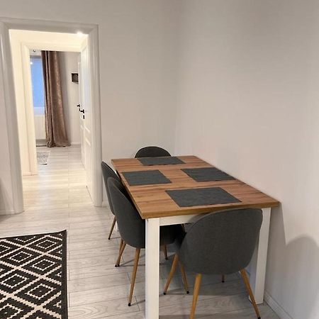 Apartament English Home 2 Camere Брашов Екстер'єр фото