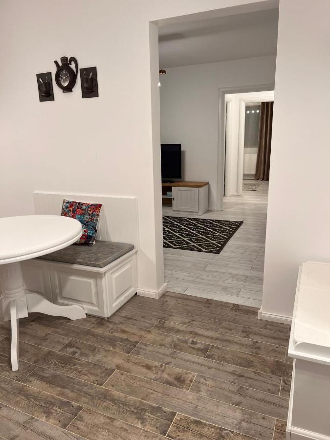 Apartament English Home 2 Camere Брашов Екстер'єр фото