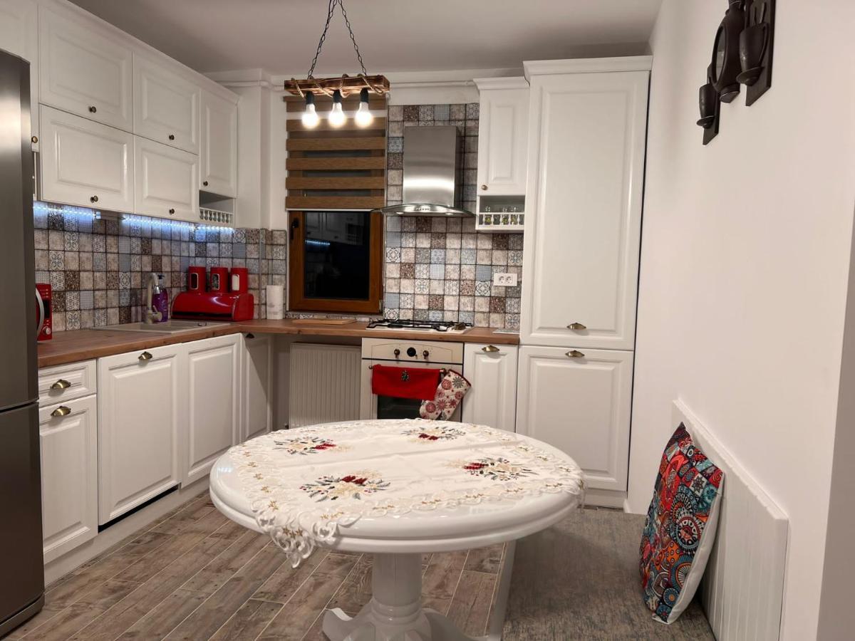 Apartament English Home 2 Camere Брашов Екстер'єр фото
